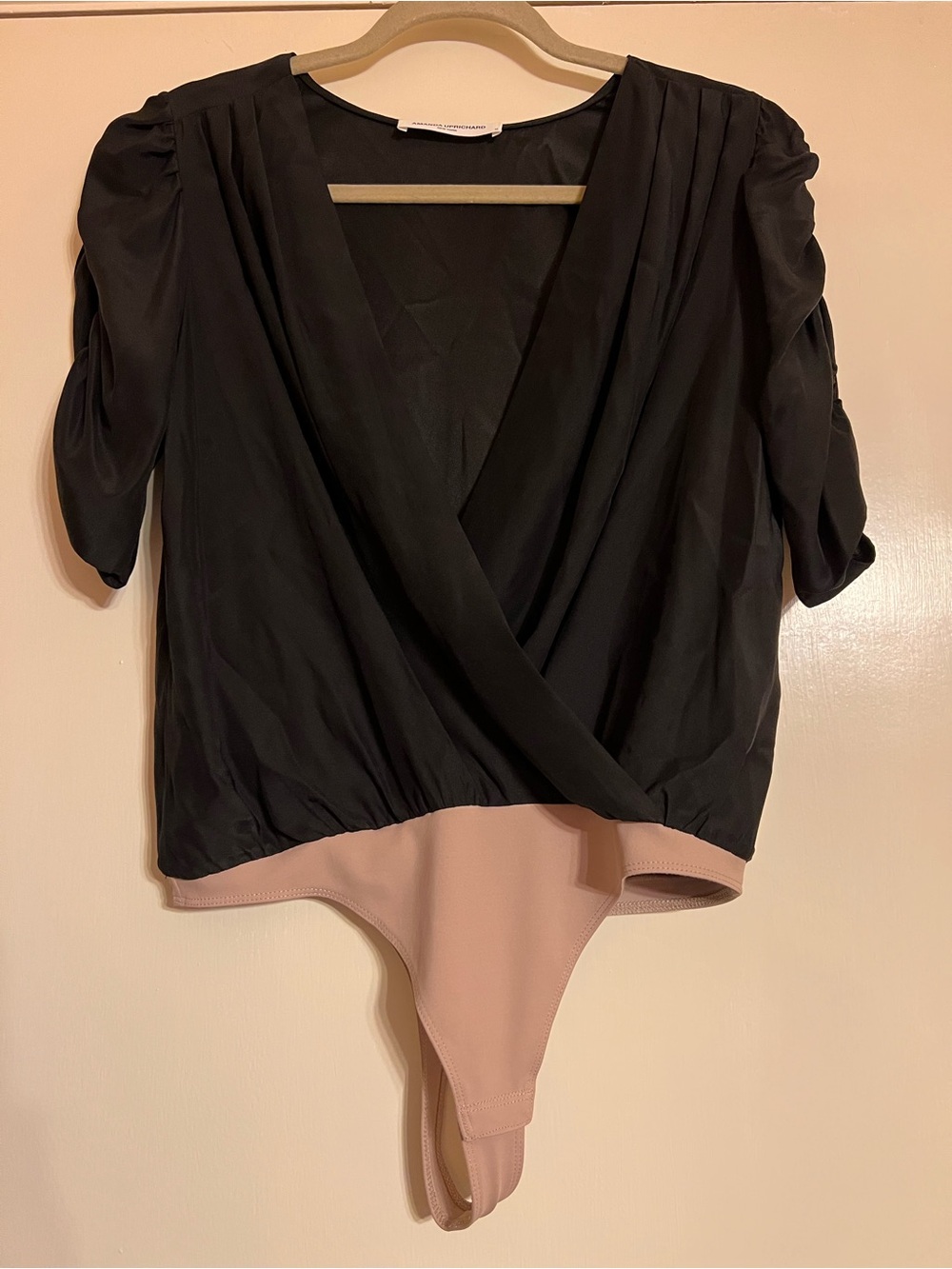 Amanda Uprichard NWOT Arabella Deep V Silk Bodysuit Black Sz Medium Puff Sleeve